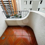 Vende-se Apartamento de 2 Quartos com Sacada na Vila Mascote