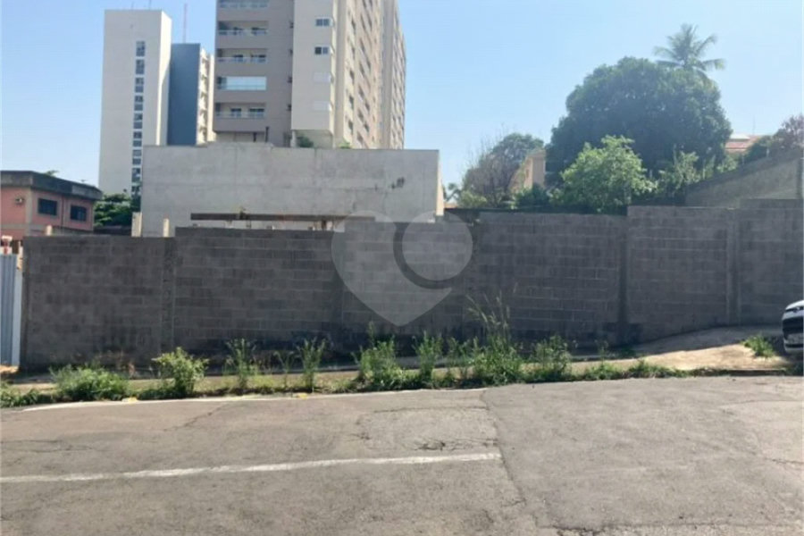 Terreno Comercial e Residencial à venda em Piracicaba/SP.