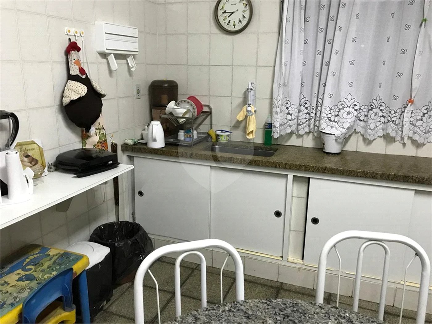 Chácara à venda com 4 quartos, sendo 1 suíte,  em Monterrey, Louveira, SP