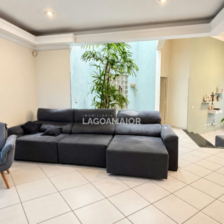Casa à venda com 4 quartos, sendo 4 suítes, em Jardim Alvorada, Três Lagoas - MS