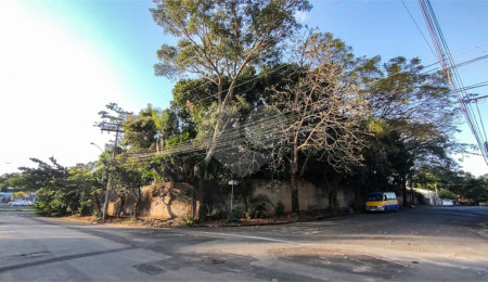 Terreno à venda em Pousada do Sol, São João da Boa Vista, SP