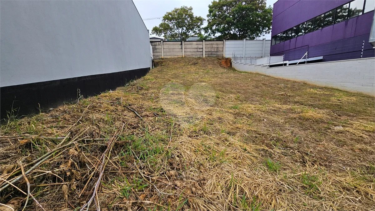 Terreno Comercial a Venda