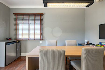 Casa comercial com 172m² , 1 vaga de garagem , à venda no bairro das Perdizes.