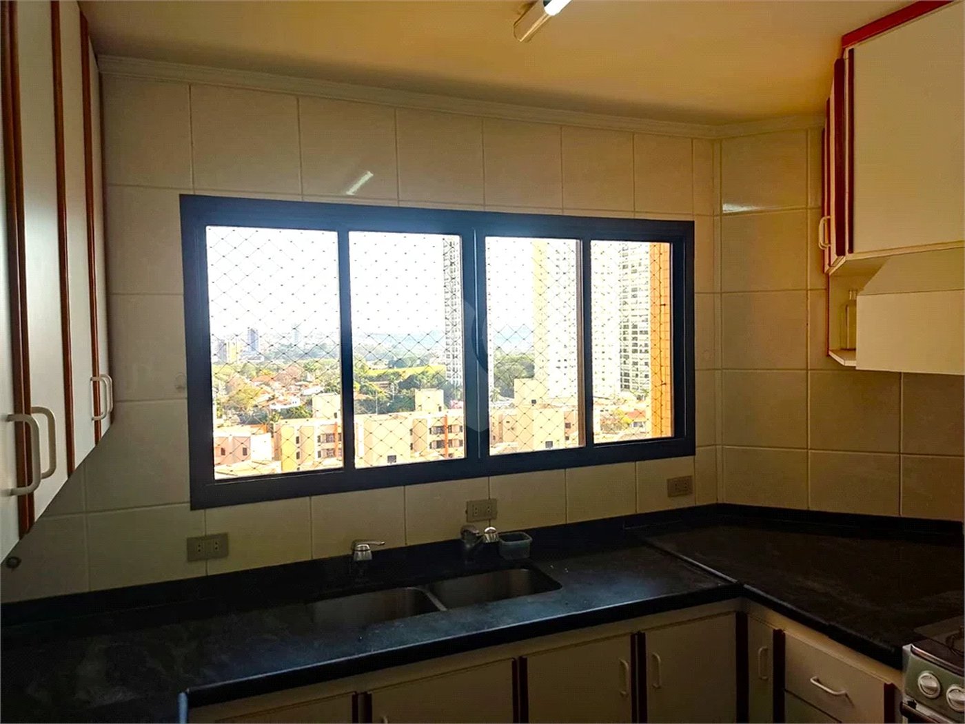 Apartamento para venda e locação no Bairro Vila Rezende em Piracicaba - SP.