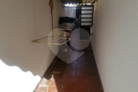 CASA TÉRREA PARA VENDA OU LOCAÇÃO COM 3 DORMITÓRIOS NO BOLSÃO DE INTERLAGOS