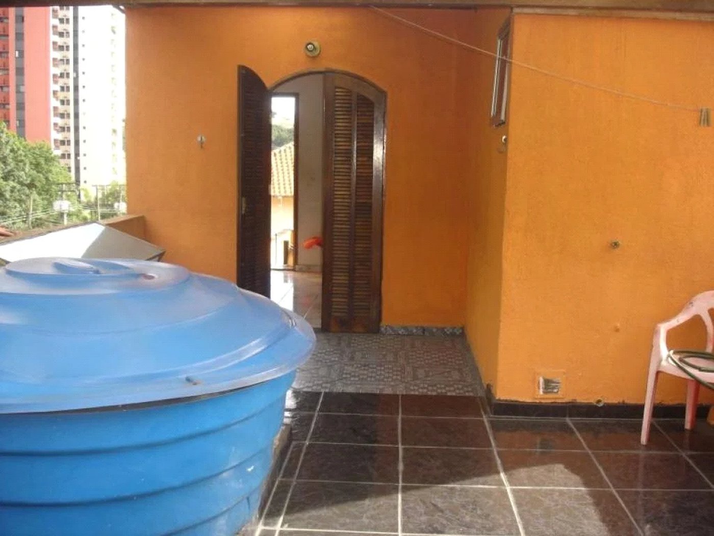 Casa à venda com 4 quartos, sendo 3 suítes, em Jardim Bonfiglioli, São Paulo, SP