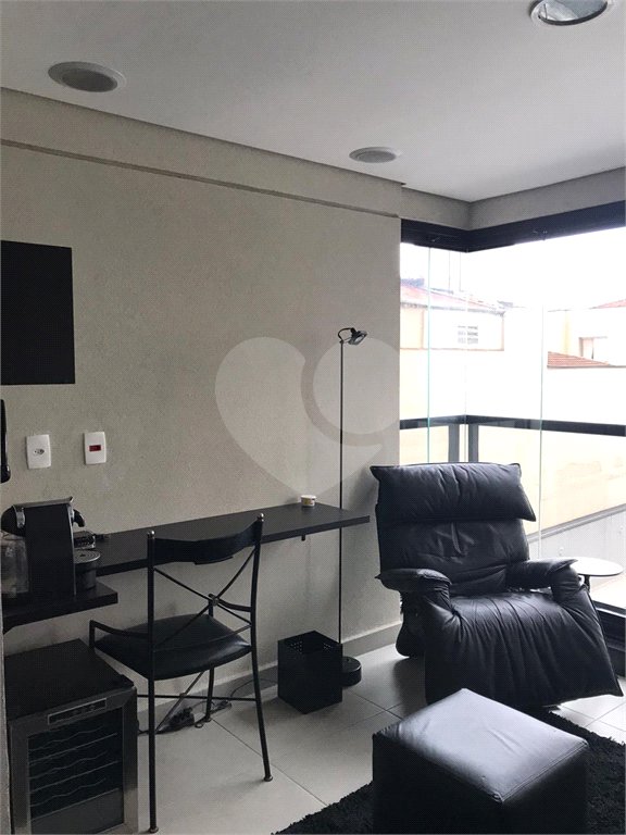 Studio à venda na Aclimação c/33,20m2 úteis - 1 Quarto/1 Vaga - 800m. metrô Ana Rosa/Paraíso