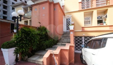 Casa à venda com 3 quartos, sendo 2 suítes,  no condomínio Residencial Jardim São Caetano, São Caetano do Sul - SP