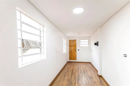 Casa à venda na Saúde c/150m2 - 3 quartos/ 2 salas/2 Vagas - metrô São Judas