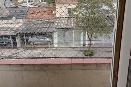 PREDIO COM 2 CASAS NO SACOMÃ