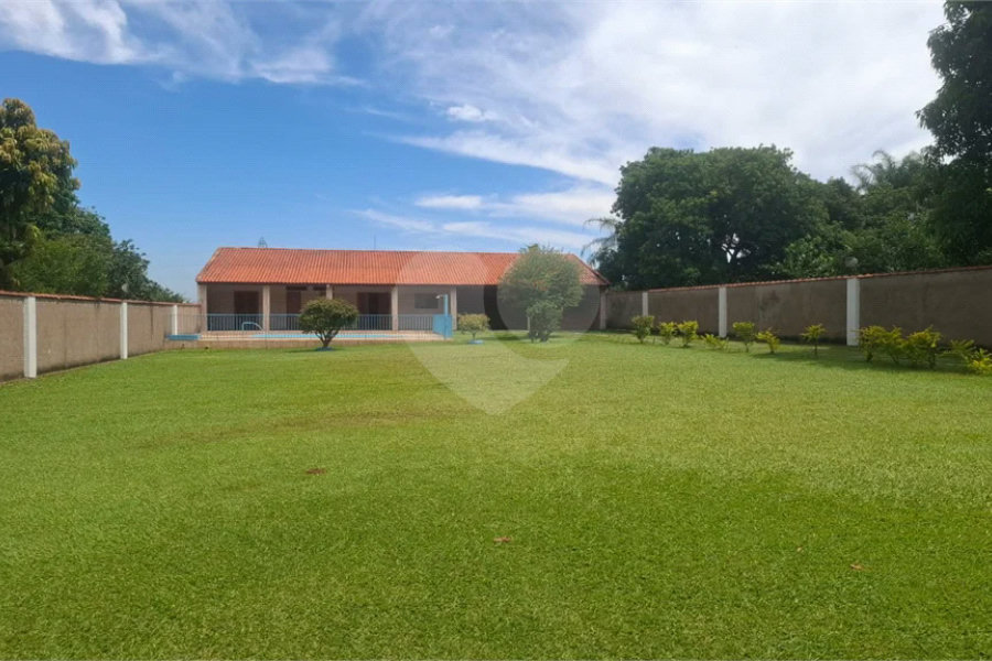 Chácara à venda – Excelente oportunidade dentro da cidade para investir ou para morar!