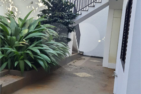 Casa térrea disponível para venda ou locação no cidade jardim