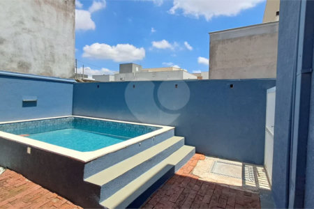Casa à Venda no Golden Park – 4 Quartos, Churrasqueira e Piscina!