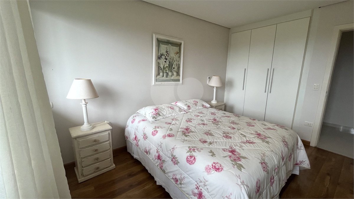 Casa a Venda no Condomínio Porto Atibaia com 4 dormitórios