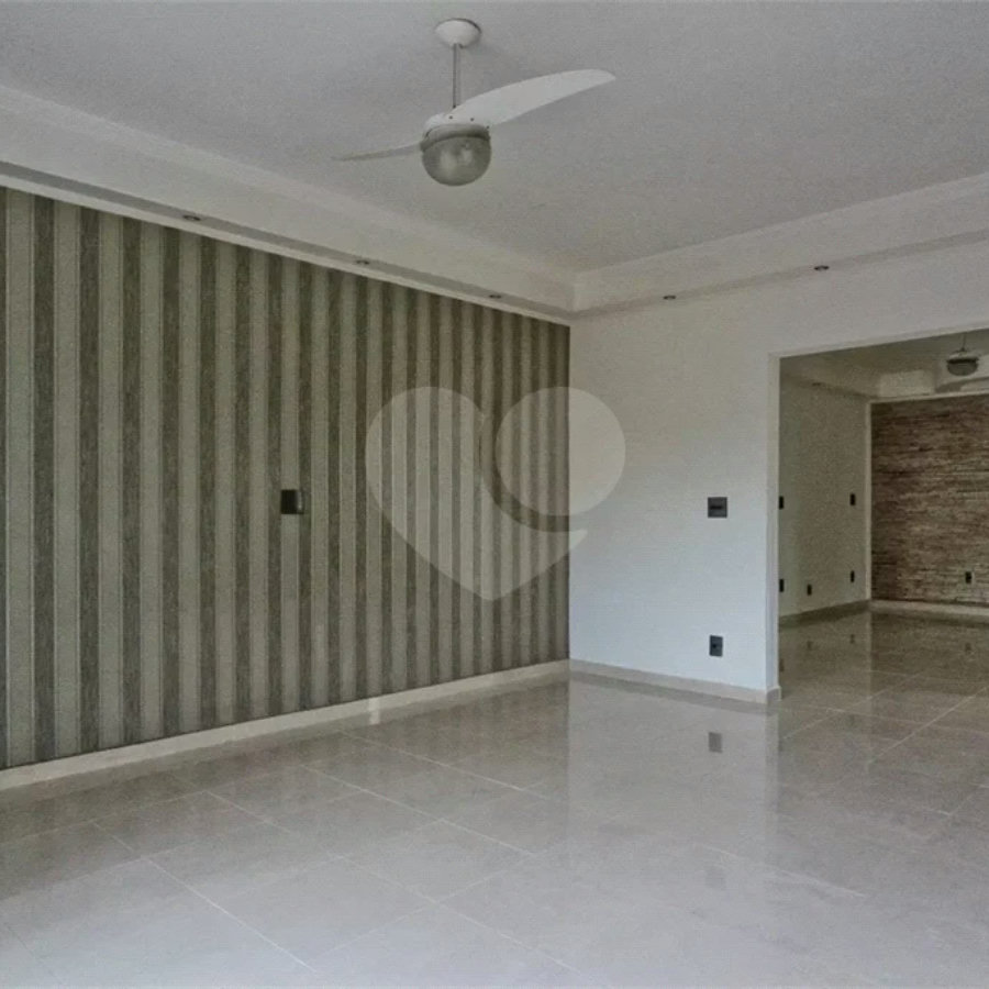 Casa para alugar com 211m², 3 quartos Sem Vaga -Vila Boaçava - São Paulo