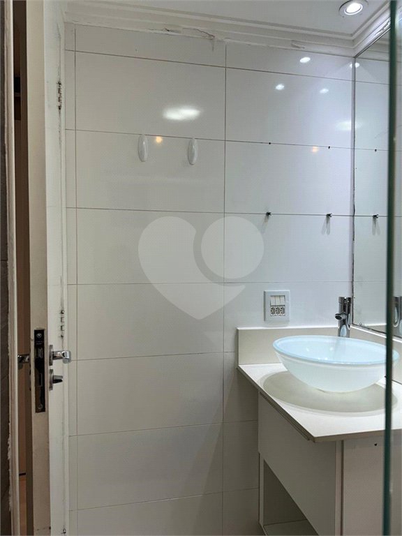 Apartamento MOBILIADO à venda. ÓTIMA OPORTUNIDADE!