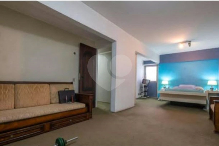 Apartamentro 3 dormitorios localizado no coração do Ibirapuera, ao lado do Ginásio do Ibirapuera,