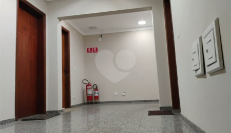 Ótima sala comercial para locação na Vila Santa Catarina