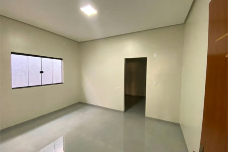 Casa à venda com 3 quartos, sendo 1 suíte,  em Catumbi, Balsas, MA