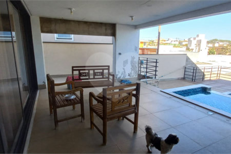 Luxuoso Sobrado com 4 Suítes