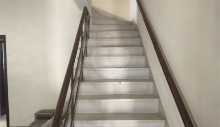 Sobrado à venda com 3 quartos em Chácara Inglesa, São Paulo, SP