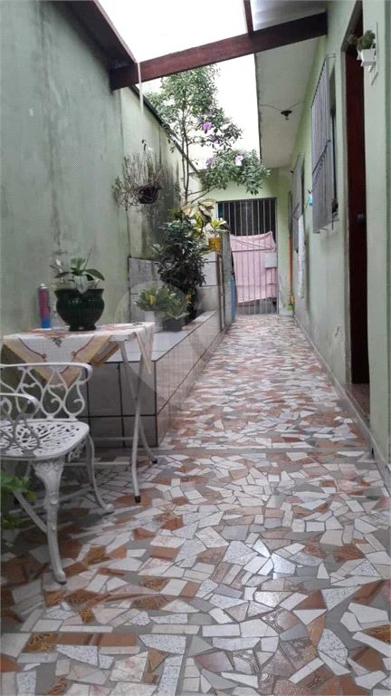 Sobrado à venda na Quarta Parada, para comércio ou residência, entre Alto da Mooca e Belenzinho