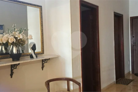 Apartamento à Venda na Aclimação