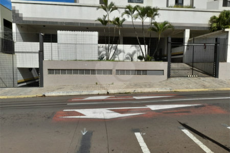 Terreno à Venda na Rua Episcopal – Localização Estratégica e Exclusiva