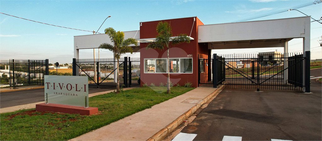 Terreno no Condomínio Tivoli , localizado em Araraquara/SP.