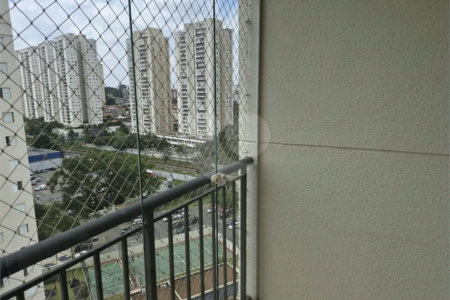 Oportunidade na Vila Leopoldina! Imóvel de 69m2, com 3 dorm., sendo 1 suíte, 2 banheiros, sala, cozinha e 2 vagas. Com ar condicionado em 2 dorm.