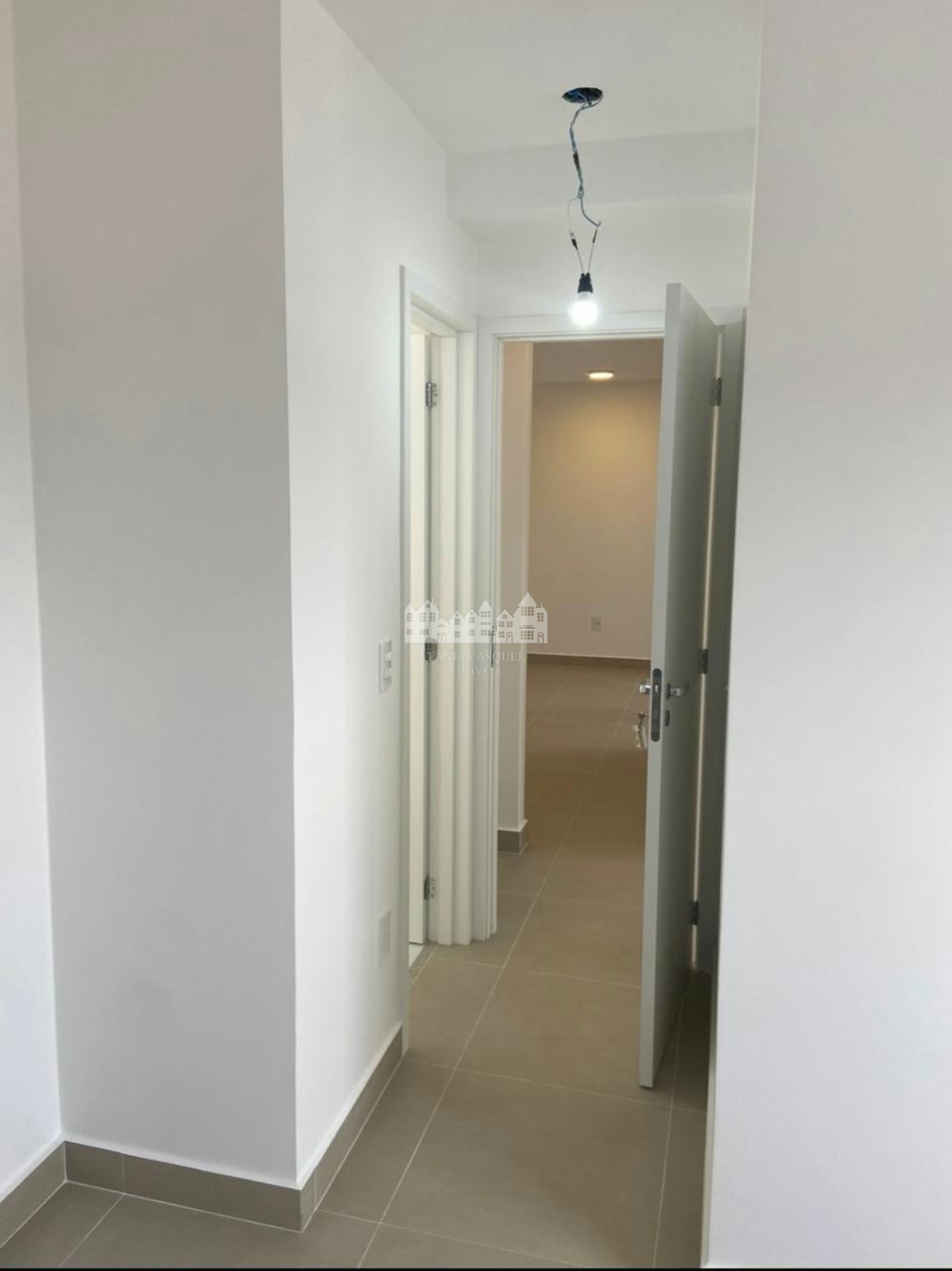 Apartamento à venda com 2 suítes em Alvinópolis, Atibaia, SP
