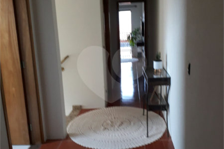 Sobrado à venda com 3 quartos em Jardim Bicão, São Carlos, SP