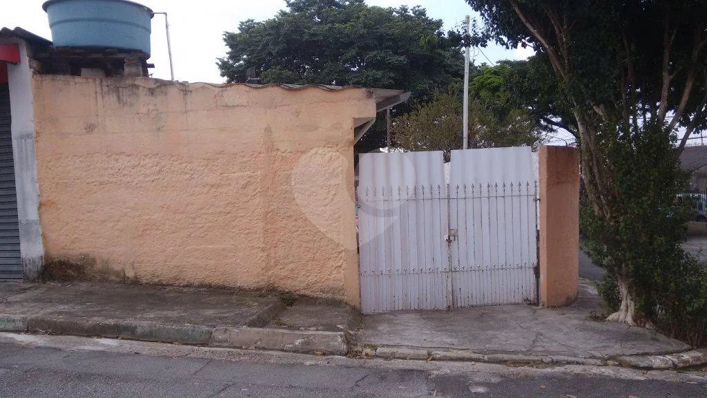 Atenção Investidores imovel com tres casas somando renda de 3mil mensal