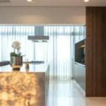 Deslumbrante apartamento duplex pronto para mudar no Itaim Bibi com 242M2, 2 suítes, 3 vagas