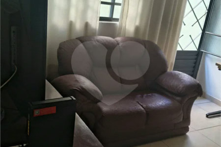 Casa com 2 quartos na Vila Brasileira em Mogi das Cruzes/SP