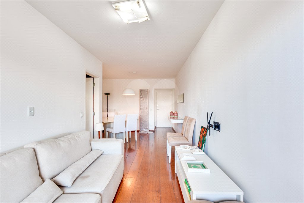 Apartamento à venda ou para alugar com 3 quartos, sendo 1 suíte,  em Alto da Boa Vista, São Paulo, SP