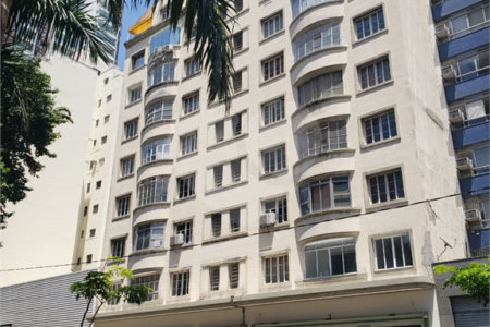 Apartamento de 80m2 à venda com 2 dormitórios e terraço no Centro