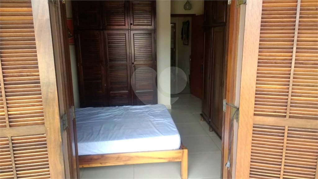 Casa para Venda em Piracaia
