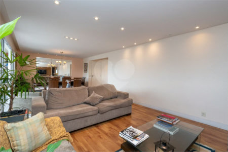 Apartamento à venda com 3 suítes em Chácara Santo Antônio (zona Sul), São Paulo, SP