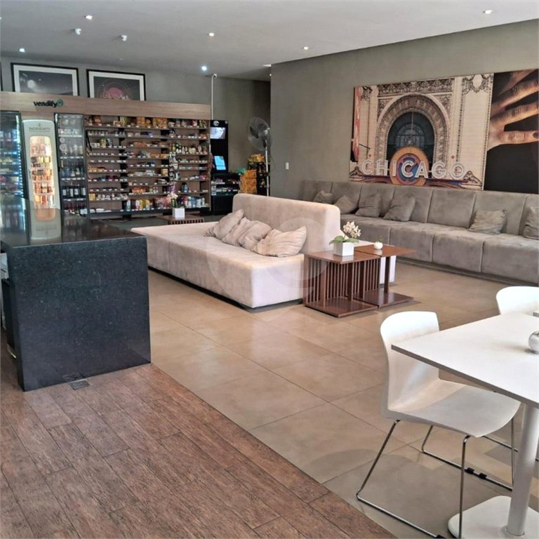Apartamento á Venda de 1 Dormitório com Varanda na Bela Vista em São Paulo- R$ 745.000