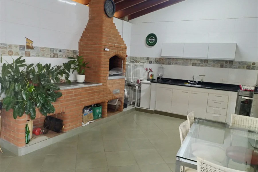 Bela casa térrea com 3 dormitórios no bairro Nova Piracicaba !!