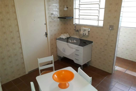 Apartamento para locação na Saúde de 80m² com 2 dormitórios.