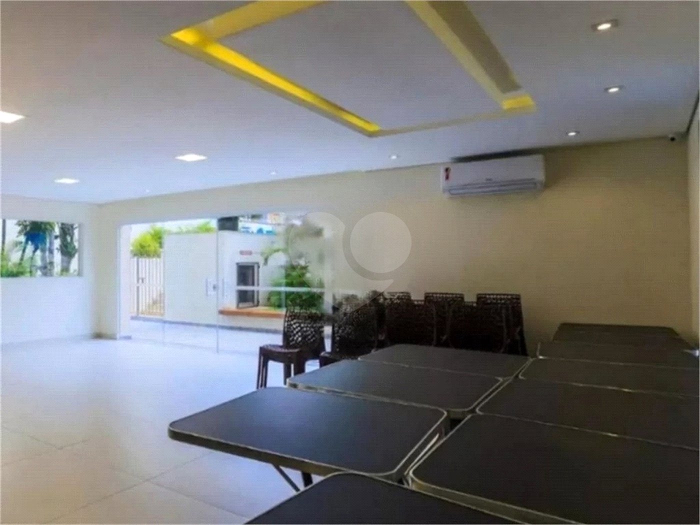 Apartamento a venda na Saúde de 80 metros com 3 dormitórios 1 suíte, 2 vagas e Depósito.