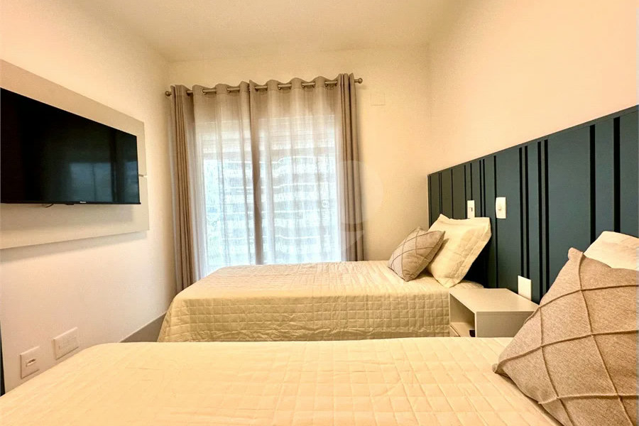 Apartamento à venda com 5 quartos, sendo 4 suítes,  em Riviera de São Lourenço, Bertioga, SP