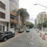 Sobrado comercial com 150m² , 7 salas , 3 banheiros , para locação na Bela Vista.