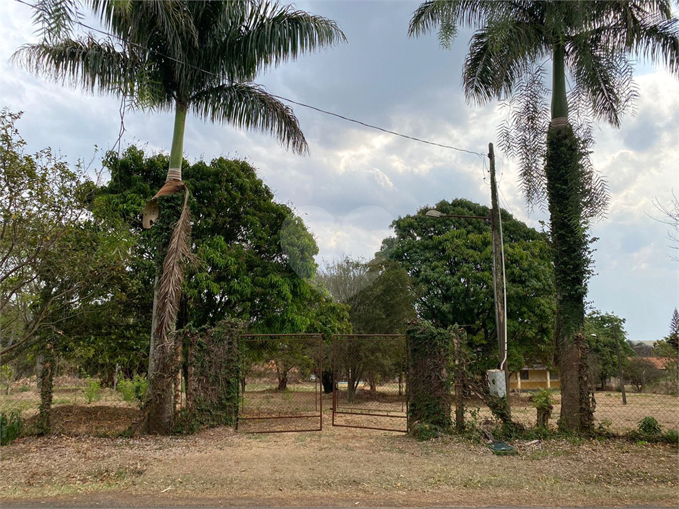 Chácara Parque Itaipu 3 quartos.