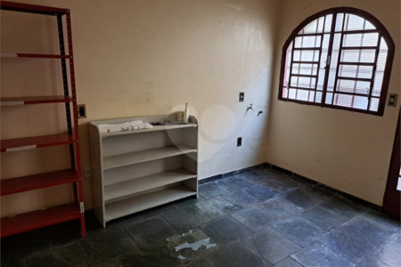 Casa térrea no Centro