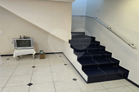Casa com 185m² , 3 dormitórios , 2 vagas , à venda no Jd. Alzira Franco , em Santo André.