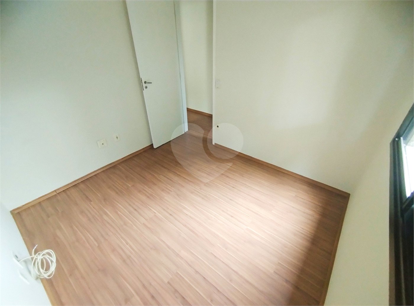 Apartamento - Próximo do metro Saúde - 2 quartos - 1 suíte - varanda - 2 vagas