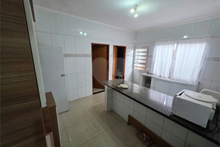 Venda de Sobrado Jardim Medeiros Prolongamento.